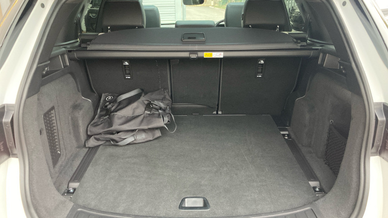 Land Rover Discovery Sport 1.5 P300e Dynamic HSE 5dr Auto [5 Seat] Station Wagon